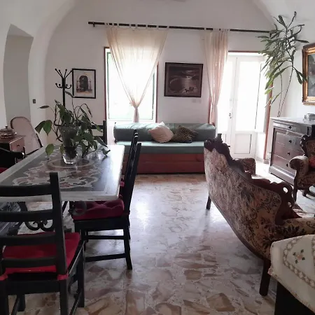 La Casa Di Romeo Bed and Breakfast Προτσίντα